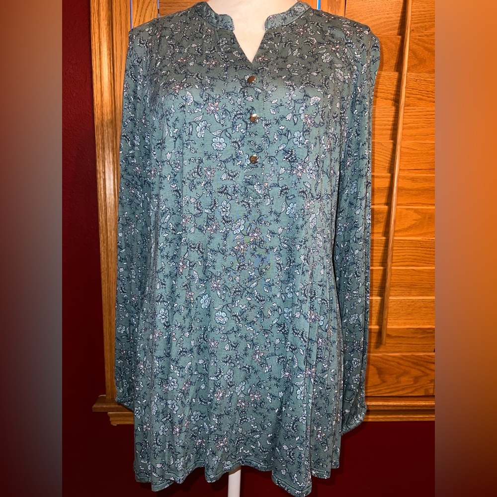 Wonderly Tunic Top